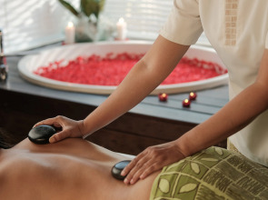 Отель Maya Sanur Resort & Spa