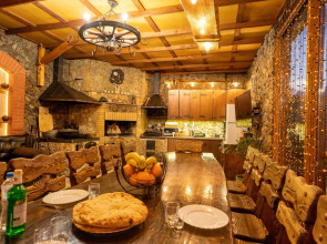 Частный Дом в Горах с Бассейном