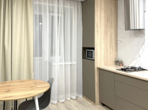 Апартаменты Современная DejaVu в Новом ЖК в Центре Города