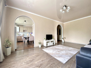 Квартира Трёхкомнатная