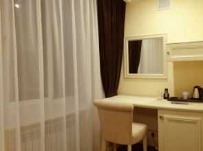 Отель Салют