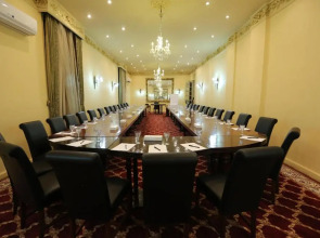 Отель Windsor Palace Luxury Heritage Hotel Since 1902