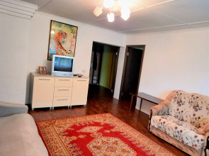 Дом у сосен