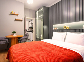 Отель TAKS-INN Suites