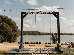 Scandi (Skandinaviya)