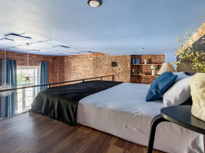 Апартаменты Лофт с Видом на Неву 3