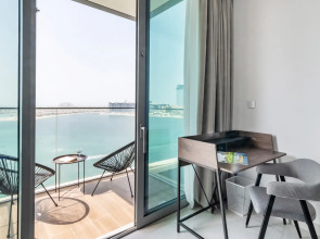 Апартаменты Welcome Home с видом на море 2 Спальни