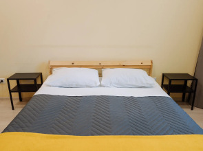 Апартаменты 9 ночей на Островского 5