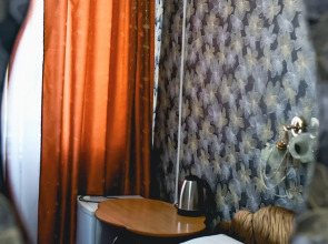 Pjat' zvezd na Naberezhnoj