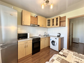 Апартаменты на 100летии 128а на 4х человек