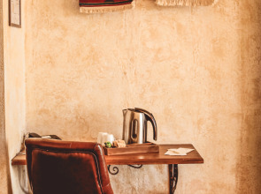 Отель Кавказ