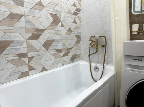 Апартаменты "Эленика" Двухкомнатные в Махачкале с видом на озеро