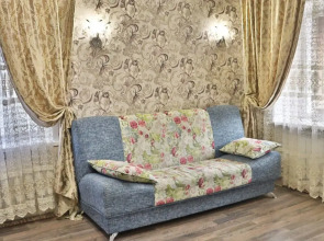 Апартаменты Уютные на улице Коммунаров