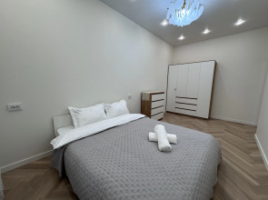 Квартира 700 возле метро с развитой инфраструктурой