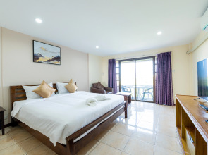 Отель Hillside Resort Pattaya