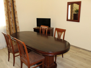 Отель Золотой Лев