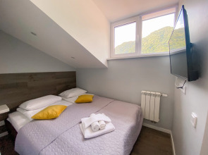 Квартира С Панорамным Видом на Озеро и Горы