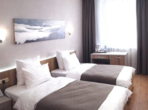 Отель F911 Яхт Клуб