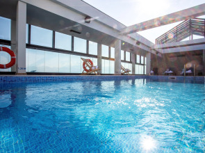 Отель Holiday Inn Telavi, an IHG Hotel