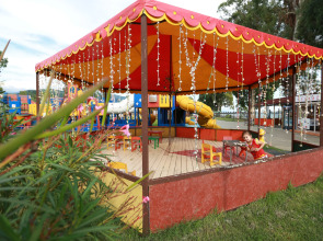 Отель Анакопия Club