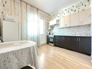 Квартира Двухкомнатная с балконом на Притомском напротив ЛДК