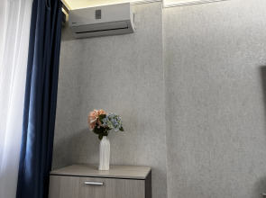 Квартира Новая Двухкомнатная квартира до 8 человек прямо у входа в метро