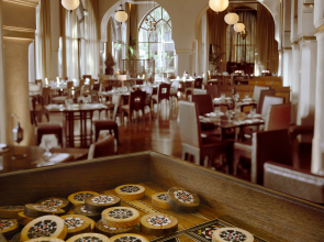 Отель Palace Downtown