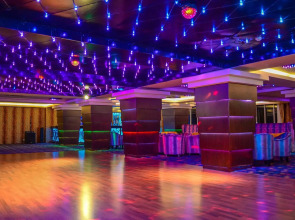 Отель The Grand Kandyan