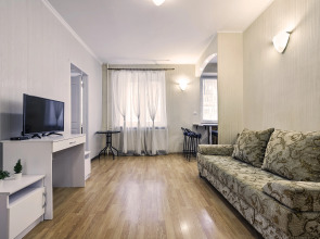 Апартаменты на улице Азовской 12/1