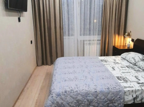 Квартира Двухкомнатная на Александрова 18