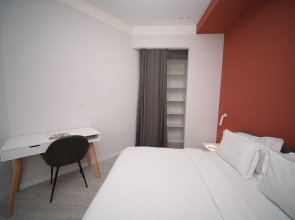 Апартаменты улучшенные в центре города от Sweet Home