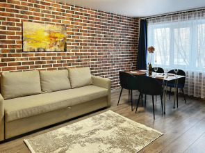 Апартаменты Granada Комфортная Евро-двушка в центре города с новым дизайнерским ремонтом