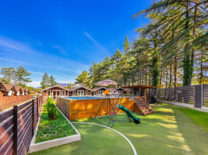 Курортный отель Отель Eco House Pitiunt