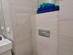 Квартра у метро Лермонтовский проспект