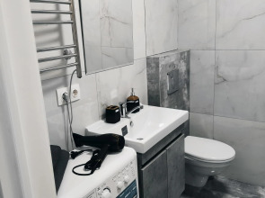 Апартаменты 8 марта 48/1