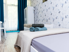 Апартаменты Недалеко от Моря от LetoAрart