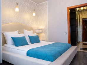 Отель Кристэлла