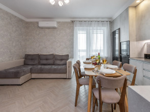 Апартаменты трёхкомнатные с видом на Национальную библиотеку