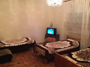 Хостел Sakharov & Tours