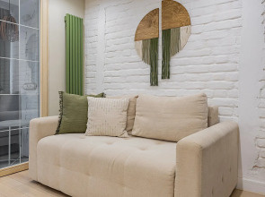 Апартаменты в Центре на Невзоровых 7 Сова-Дом