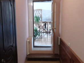 Гостевой дом на берегу озера Неро