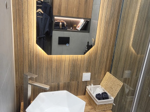 Квартира Новые лофт апартаменты в центре