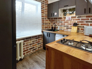 Апартаменты Granada Комфортная Евро-двушка в центре города с новым дизайнерским ремонтом