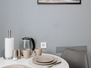 Апартаменты 77