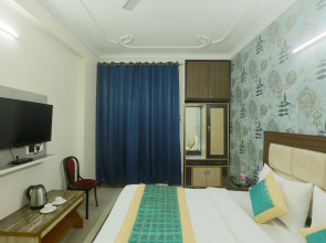 Отель Airport Mayank Residency