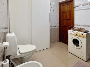 Апартаменты "Granada" Отличный вариант двухкомнатной квартиры в центре города недалеко от ЖД Вокзала