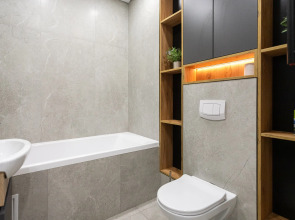 Квартира уютная трехкомнатная с двумя балконами рядом с островом Канта