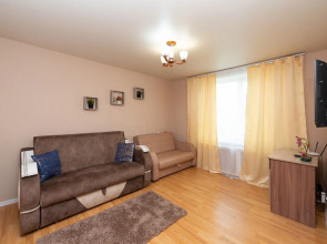 Апартаменты Сирень на главной улице с видом на Драмтеатр