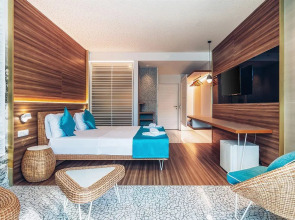 Отель Carine Kumbor Superior