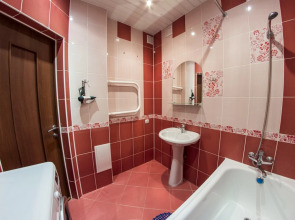 Апартаменты Home Hotel на улице Рабкоров